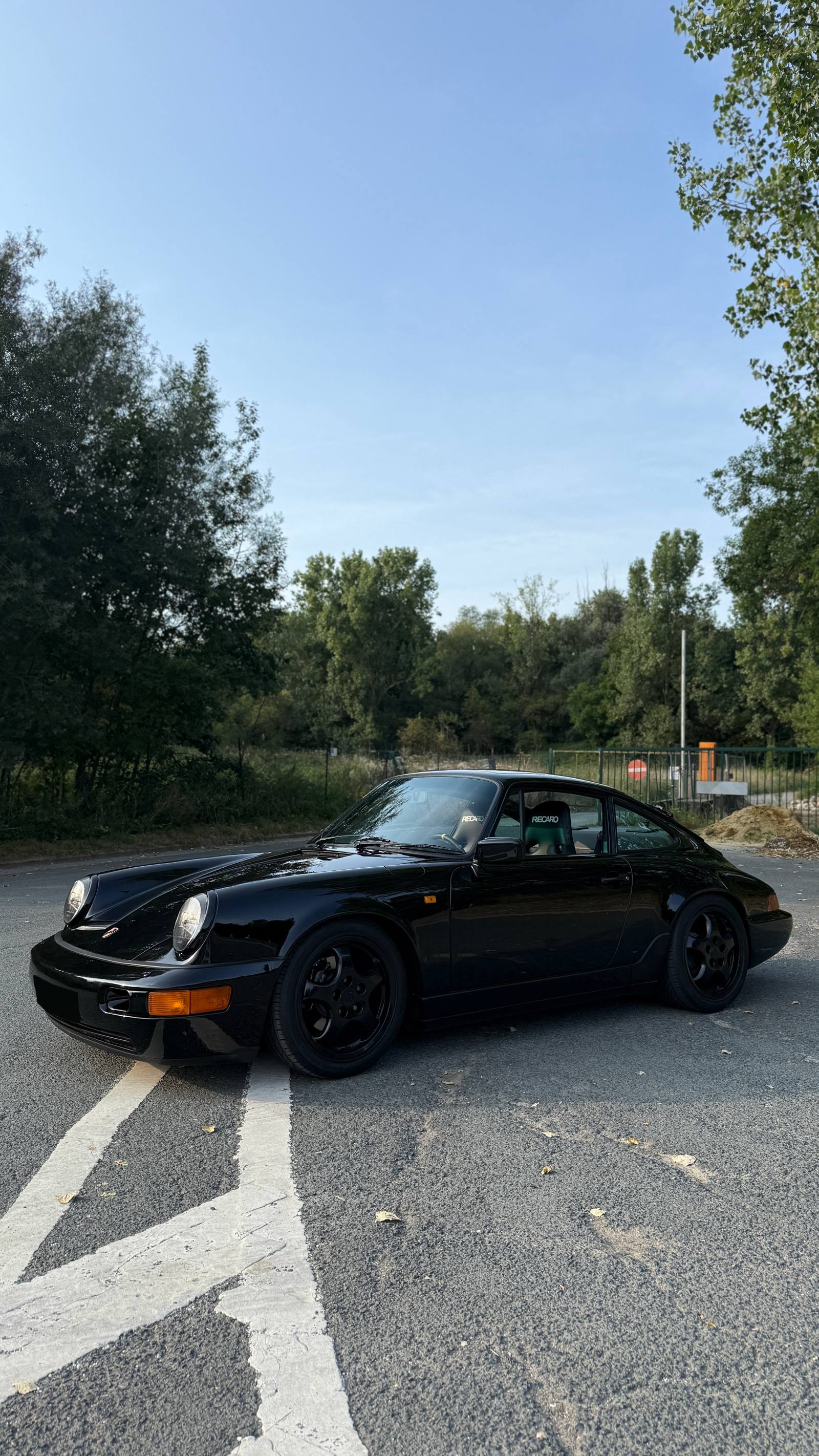 Porsche 964